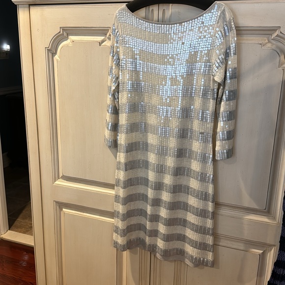 Ellen Tracy silver and white sequins dress. NWT. Size XS. - Picture 5 of 5